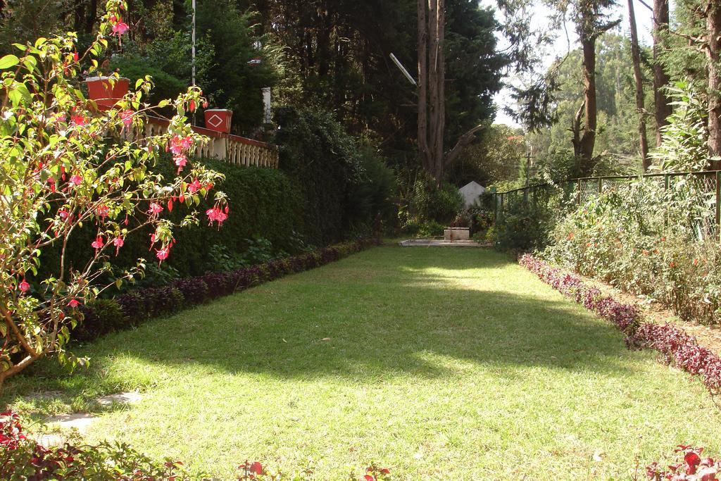 Bed and Breakfast The Red House Udagamandalam Exterior foto